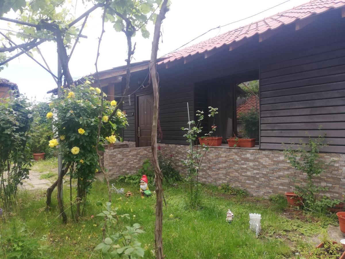 Quiet Nook House Villa Kalofer Luaran gambar