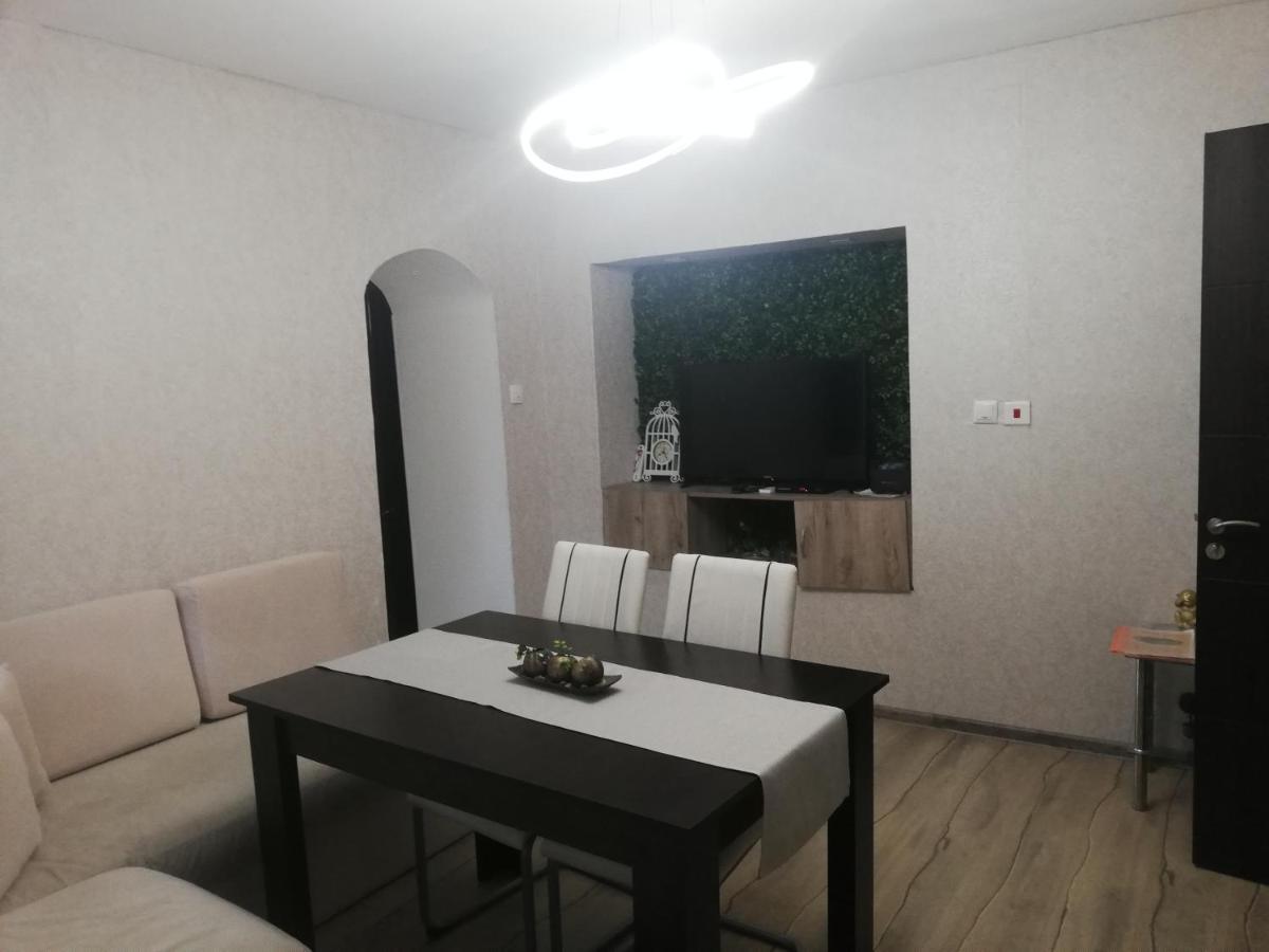 Quiet Nook House Villa Kalofer Luaran gambar