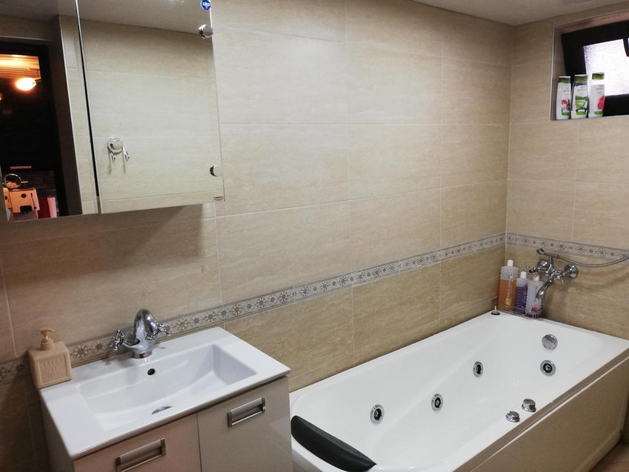 Quiet Nook House Villa Kalofer Luaran gambar